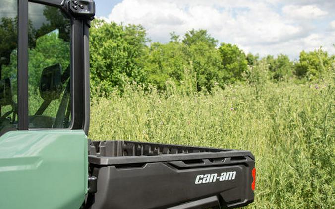 2026 Can-Am® Defender MAX DPS CAB HD10