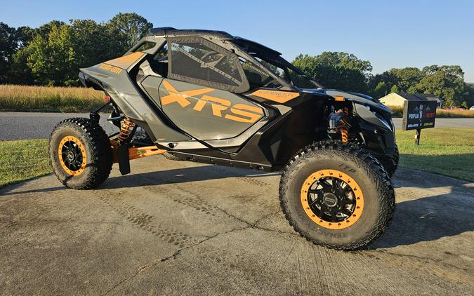 2027 Can-Am Maverick R X RS with Smart-Shox