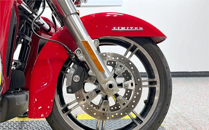 2023 Harley-Davidson Ultra Limited FLHTK 2,342 Miles Redline Red