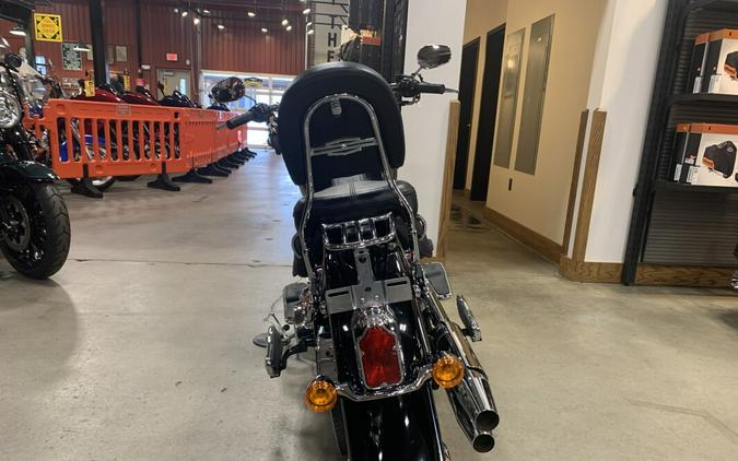 2013 Harley-Davidson® Softail® Deluxe Vivid Black