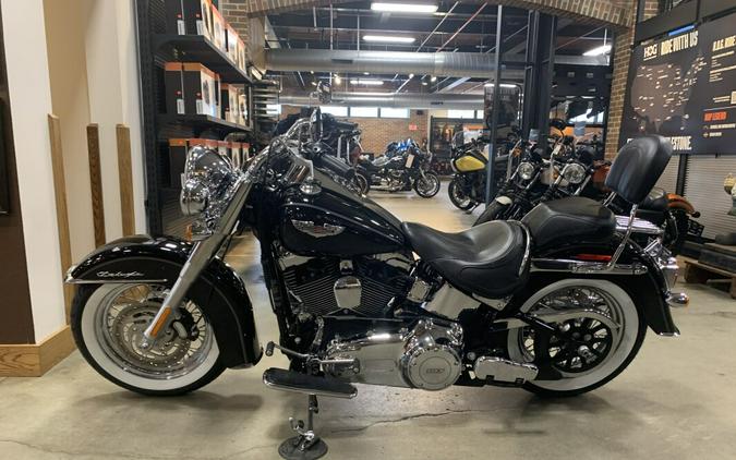 2013 Harley-Davidson® Softail® Deluxe Vivid Black