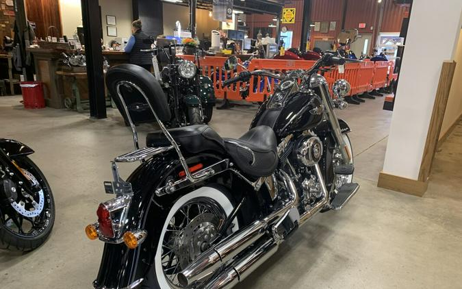 2013 Harley-Davidson® Softail® Deluxe Vivid Black