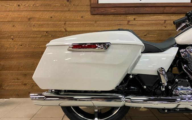 2024 Harley-Davidson® Street Glide® White Onyx Pearl FLHX