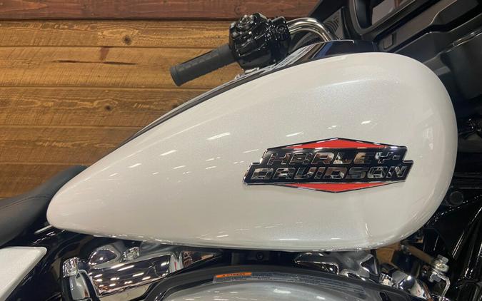 2024 Harley-Davidson Street Glide® White Onyx Pearl FLHX