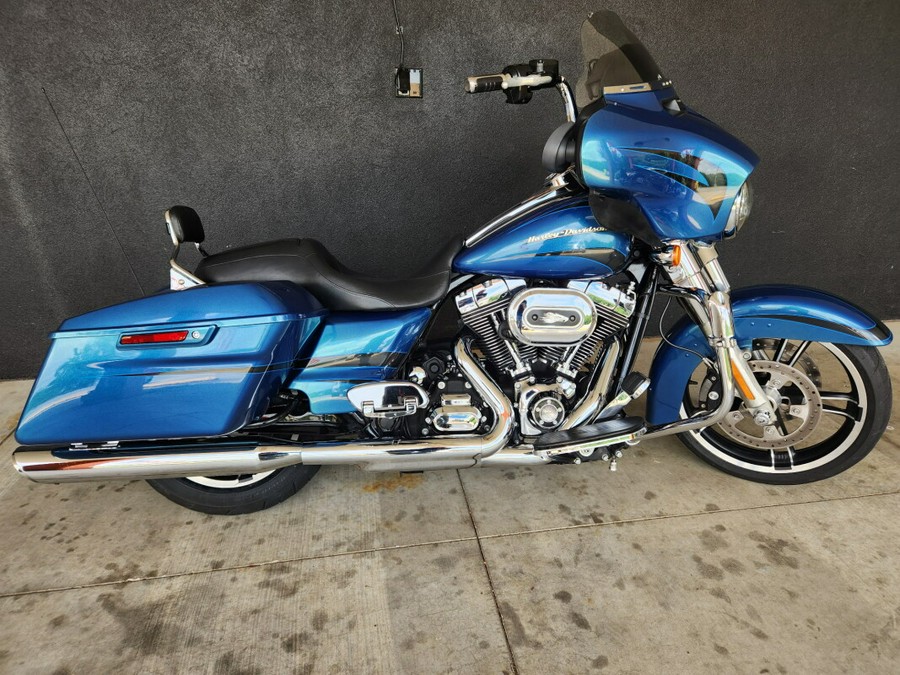 FLHX 2014 Street Glide®