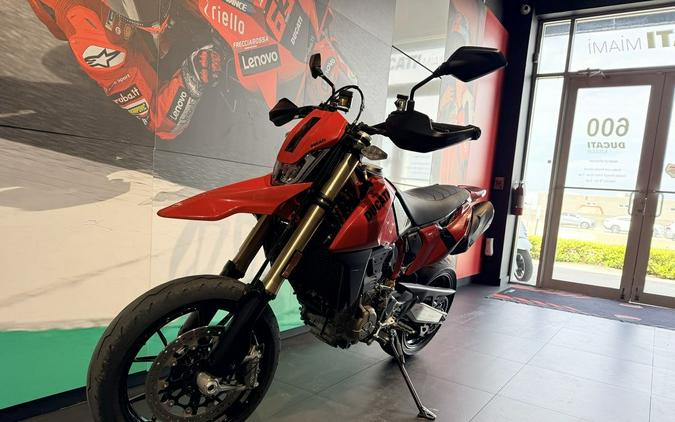 2024 Ducati Hypermotard 698 Mono Red