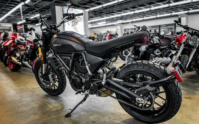 2026 DUCATI SCRAMBLER ICON DARK