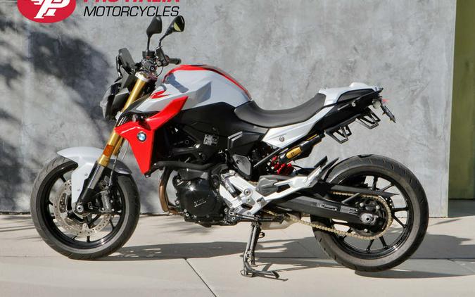 2021 BMW F 900 R Hockenheim Silver Metallic / Racing Red