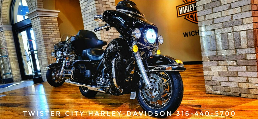 USED 2010 Harley-Davidson Electra Glide Classic, FLHTC