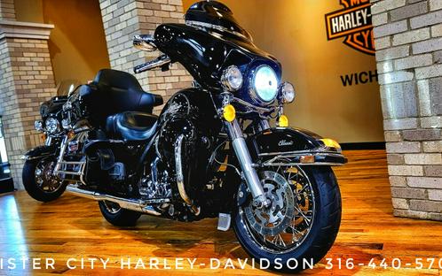 USED 2010 Harley-Davidson Electra Glide Classic, FLHTC