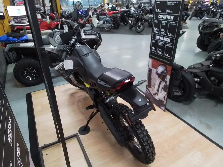 2025 Can-Am® Origin Carbon Black