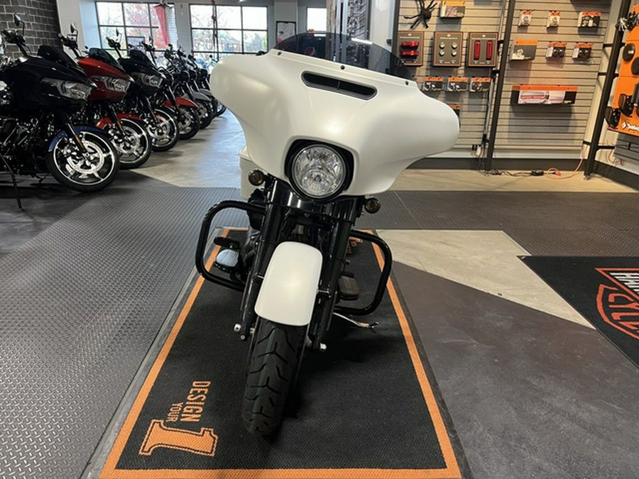 2018 Harley-Davidson FLHXS - Street Glide Special