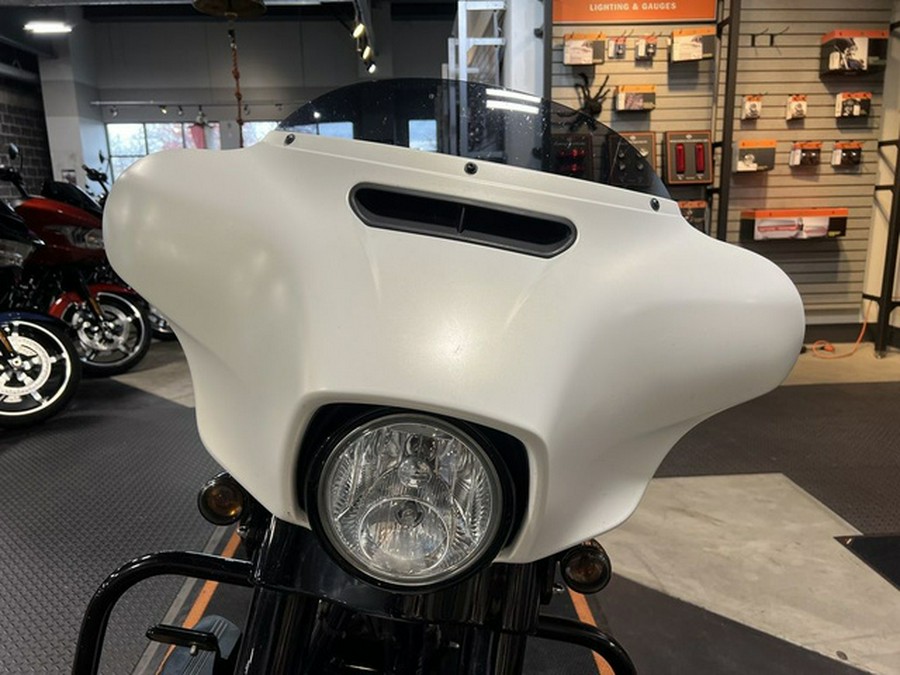 2018 Harley-Davidson FLHXS - Street Glide Special