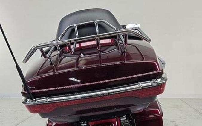 2015 Harley-Davidson® FLHTKL - Ultra Limited Low