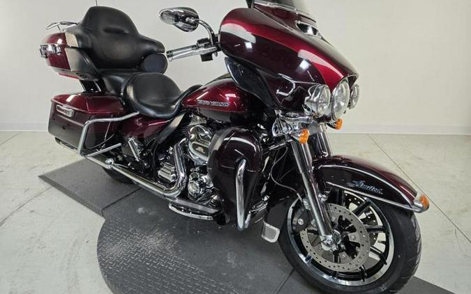 2015 Harley-Davidson® FLHTKL - Ultra Limited Low