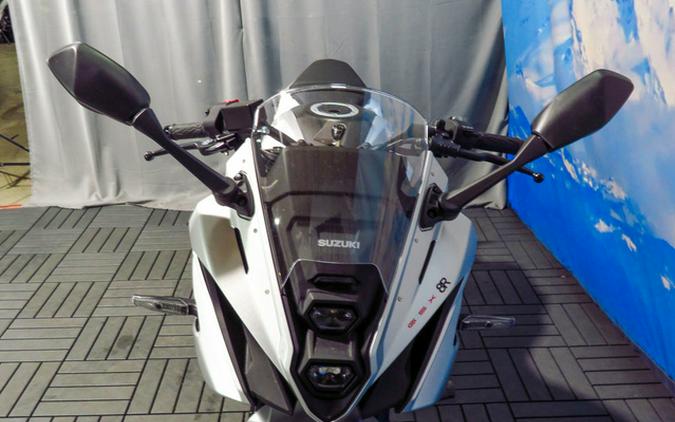 2024 Suzuki GSX 8R