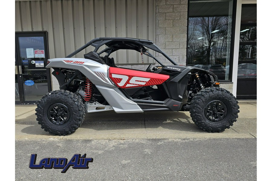 2024 Can-Am Maverick X3 DS Turbo RR