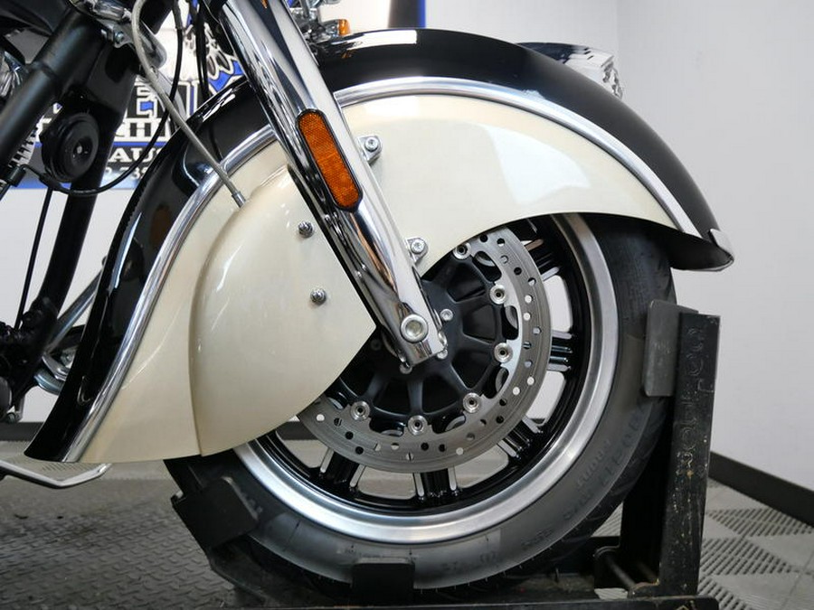 2021 Indian Motorcycle® Springfield® Thunder Black/Dirt Track Tan