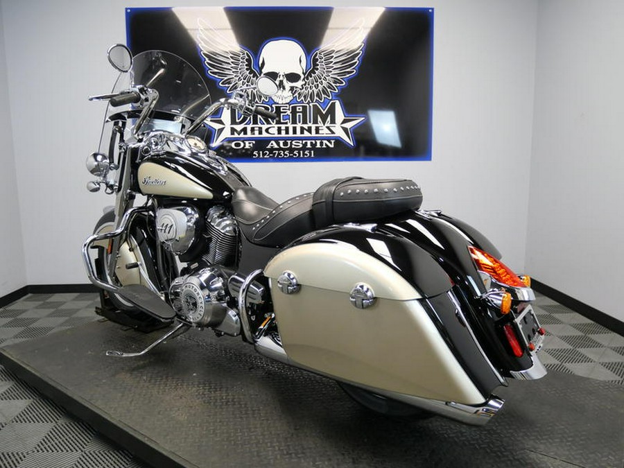 2021 Indian Motorcycle® Springfield® Thunder Black/Dirt Track Tan