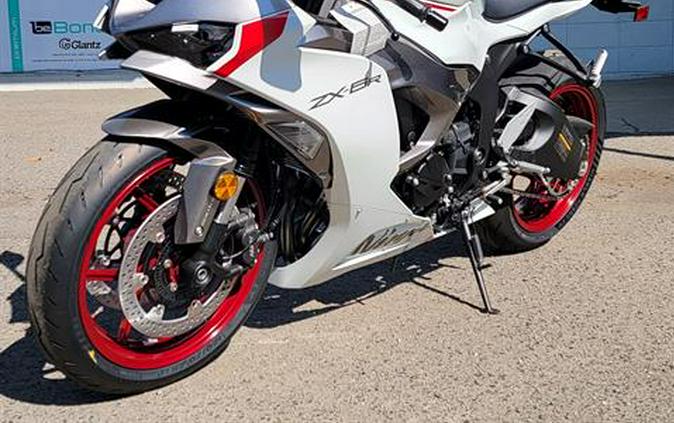 2025 Kawasaki Ninja ZX-6R ABS