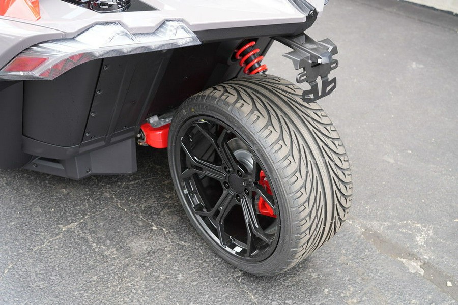 2026 Polaris Slingshot R AutoDrive Radiant Gray with Indy Red Pearl