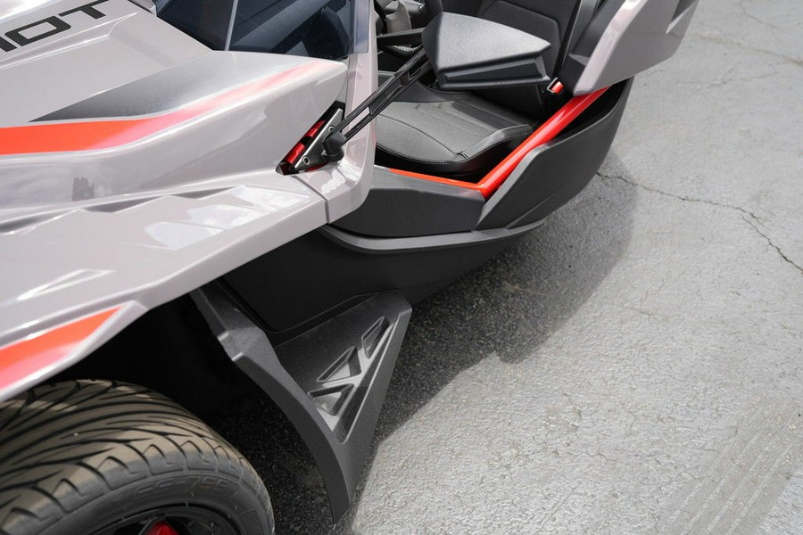 2026 Polaris Slingshot R AutoDrive Radiant Gray with Indy Red Pearl