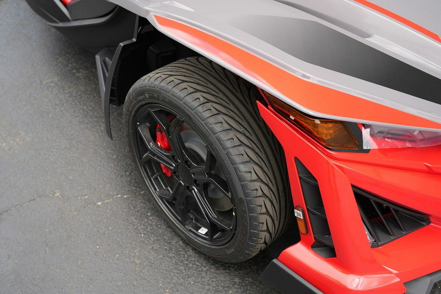2026 Polaris Slingshot R AutoDrive Radiant Gray with Indy Red Pearl