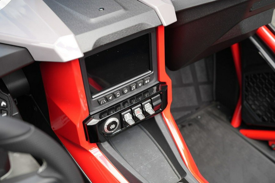 2026 Polaris Slingshot R AutoDrive Radiant Gray with Indy Red Pearl