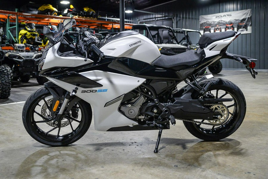 2025 CFMOTO 300SS