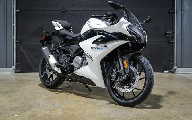2025 CFMOTO 300SS
