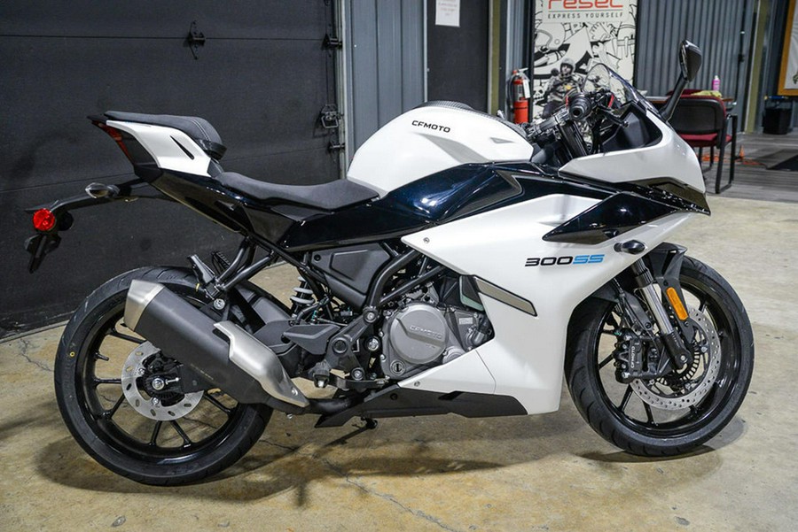 2025 CFMOTO 300SS