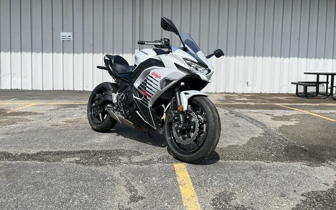 2026 Kawasaki Ninja® 650 ABS
