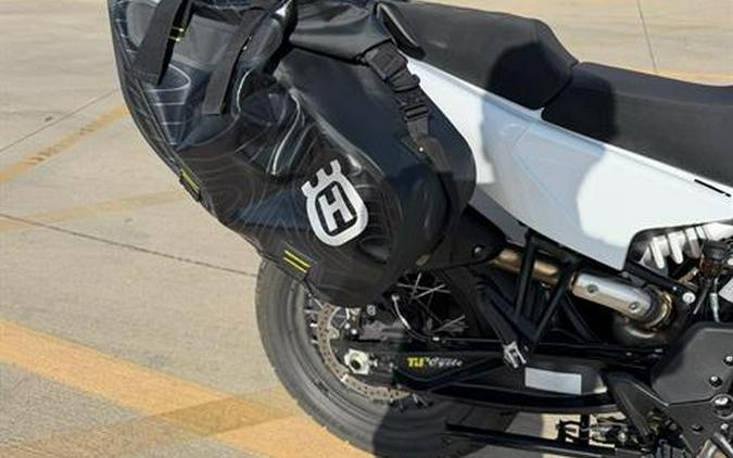 2025 Husqvarna Norden 901 Expedition