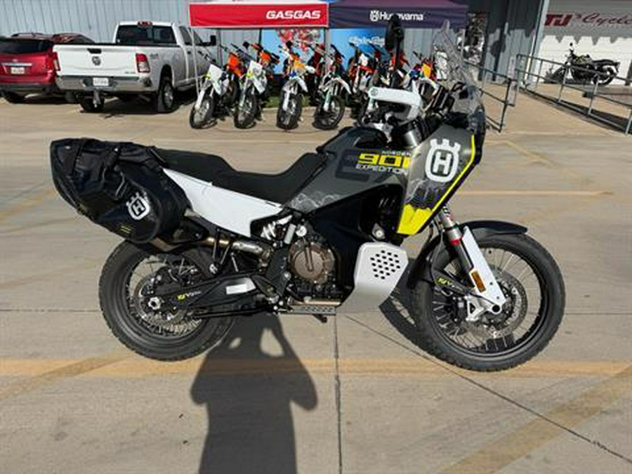 2025 Husqvarna Norden 901 Expedition