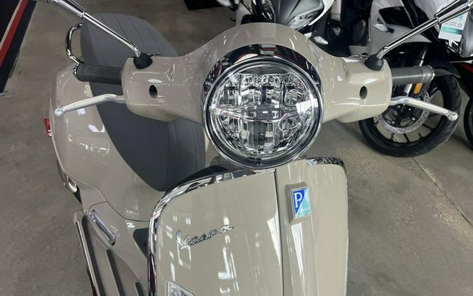 2025 Vespa GTS 310