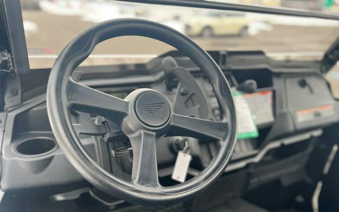 2025 Honda Pioneer 1000 Deluxe