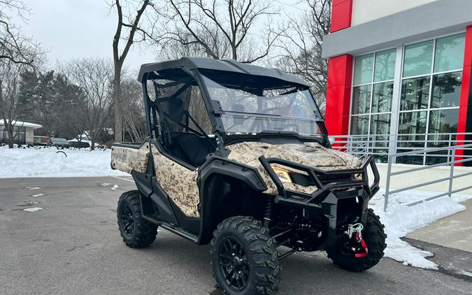 2025 Honda Pioneer 1000 Deluxe