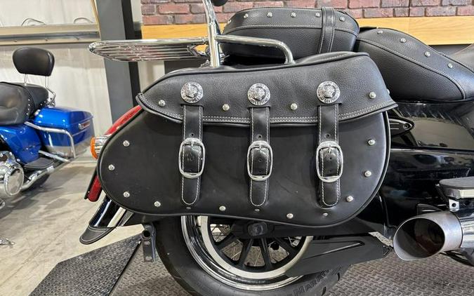 2015 Indian Motorcycle® Chief® Classic Thunder Black