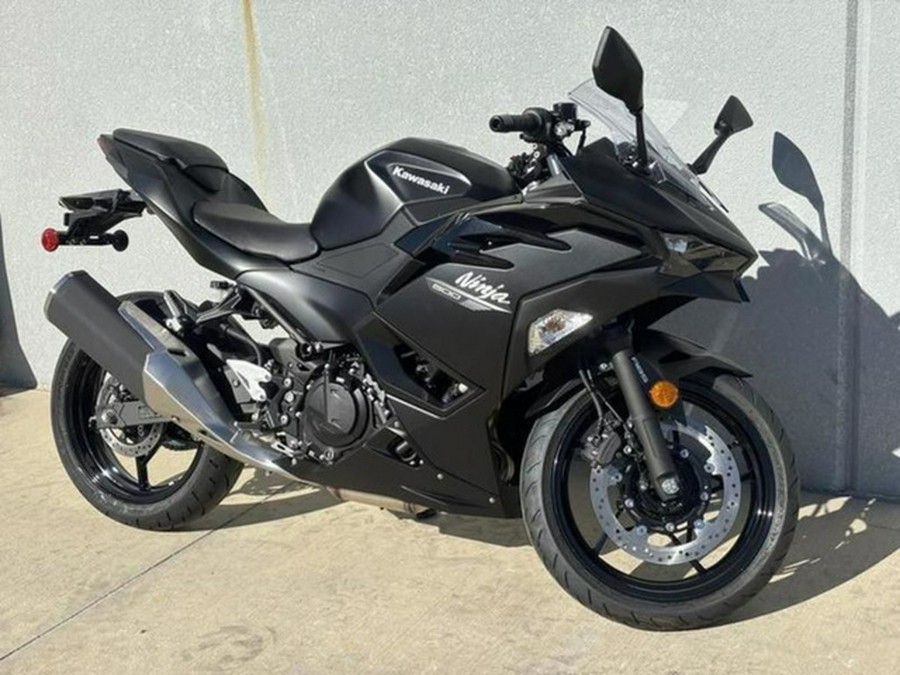 2026 Kawasaki Ninja 500