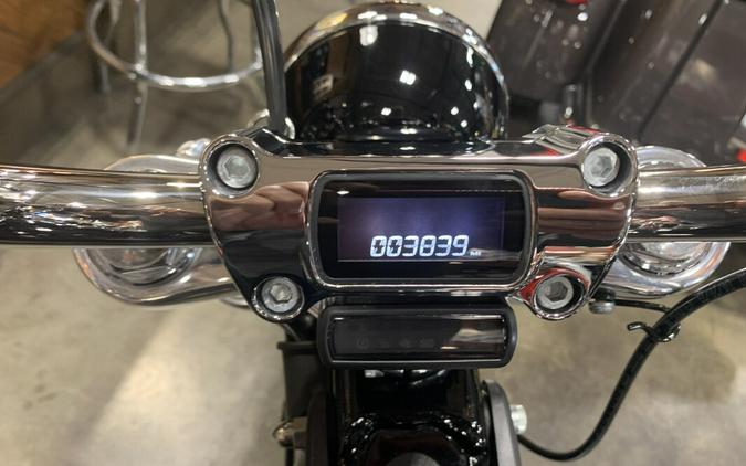 2024 Harley-Davidson® Softail® Standard Vivid Black