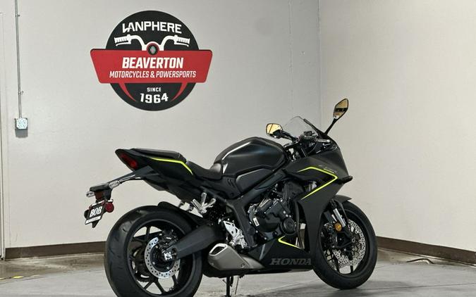 2026 Honda CBR650R E-Clutch