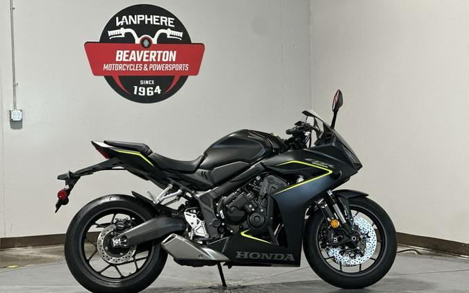 2026 Honda CBR650R E-Clutch