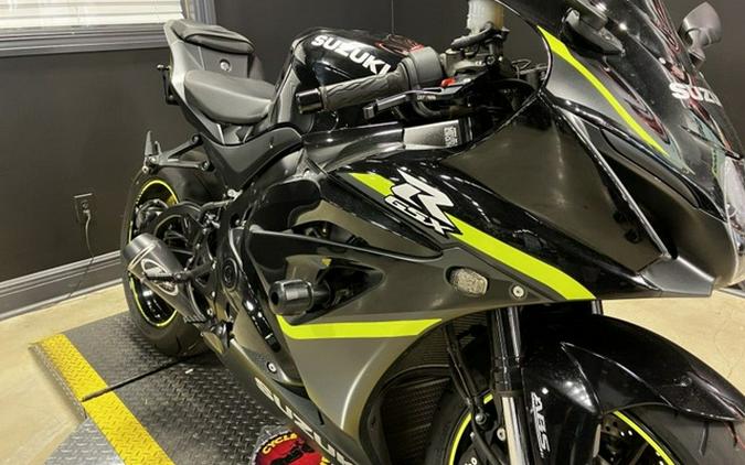 2023 Suzuki GSX-R 1000