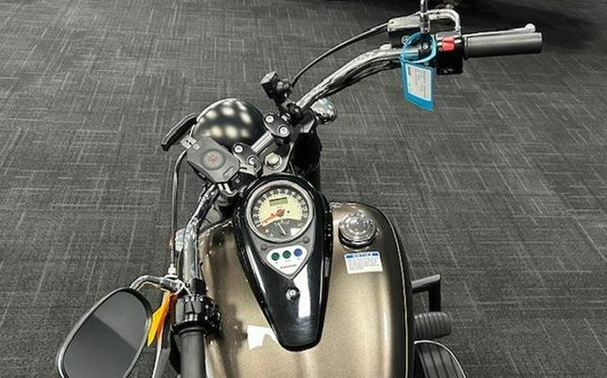 2023 Kawasaki Vulcan® 900 Classic