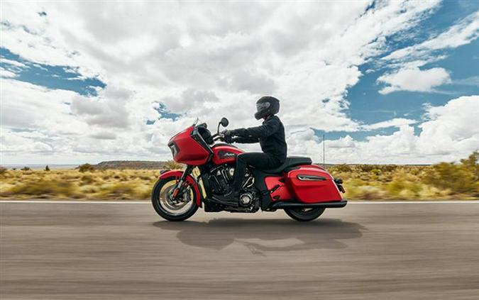 2024 Indian Motorcycle Challenger Dark Horse