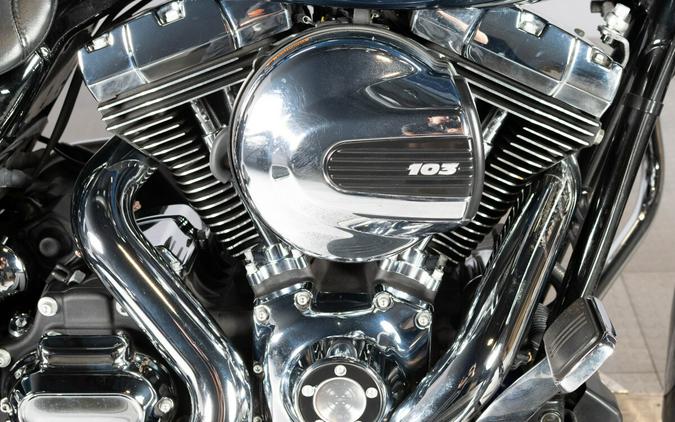 2016 Harley-Davidson Street Glide Special