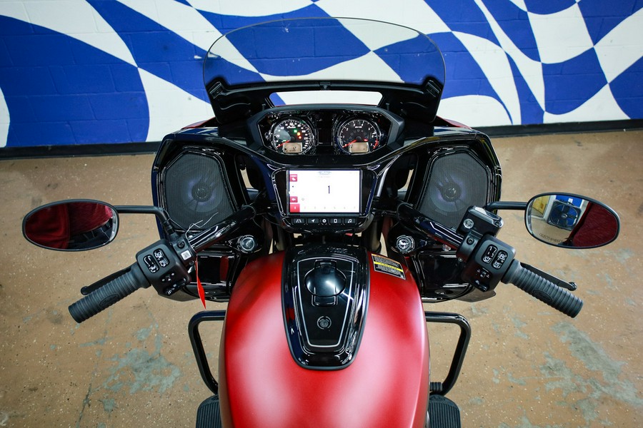 2026 Indian Motorcycle Challenger 112 Dark Horse® with PowerBand Audio Pa