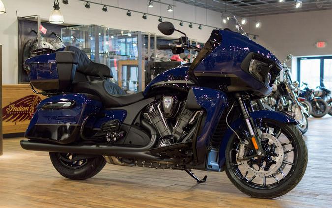 2024 Indian Motorcycle® Pursuit® Dark Horse® with PowerBand Audio Package Springfield Blue