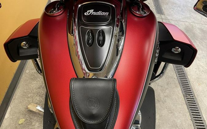 2019 Indian Roadmaster Icon Series Ruby SmokeThunder Black