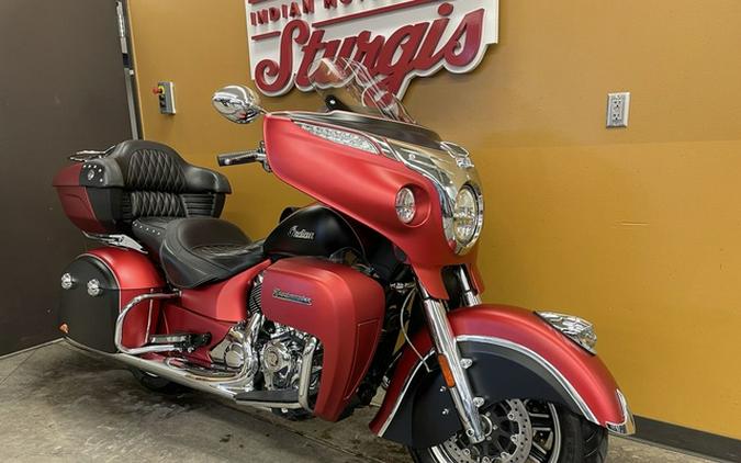 2019 Indian Roadmaster Icon Series Ruby SmokeThunder Black